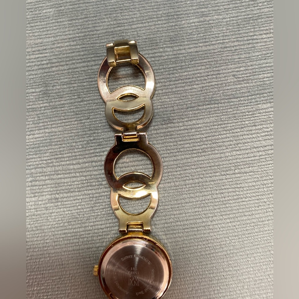 New York and Company watch gold and gemstone 7.5”, new battery EUC￼ - Picture 7 of 12